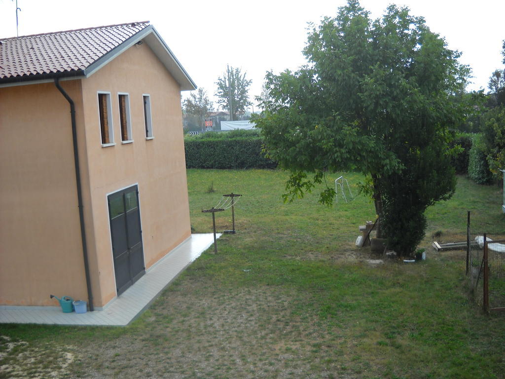 Agriturismo Campi Di Grano 론카데 외부 사진